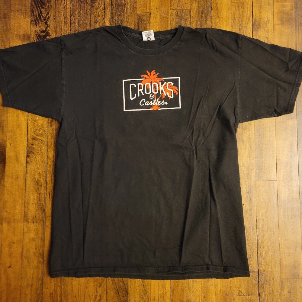 Crooks and castles shirt